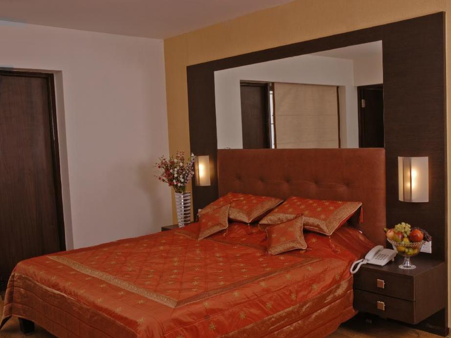 Arpanaa Hotel Tiruvannāmalai Eksteriør billede